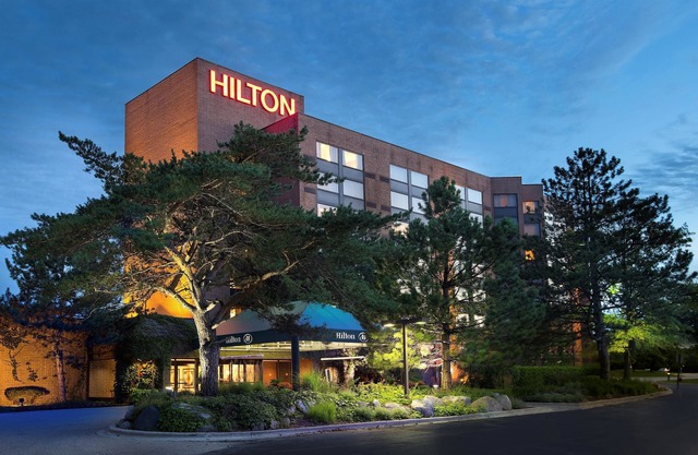DoubleTree by Hilton Lisle Naperville