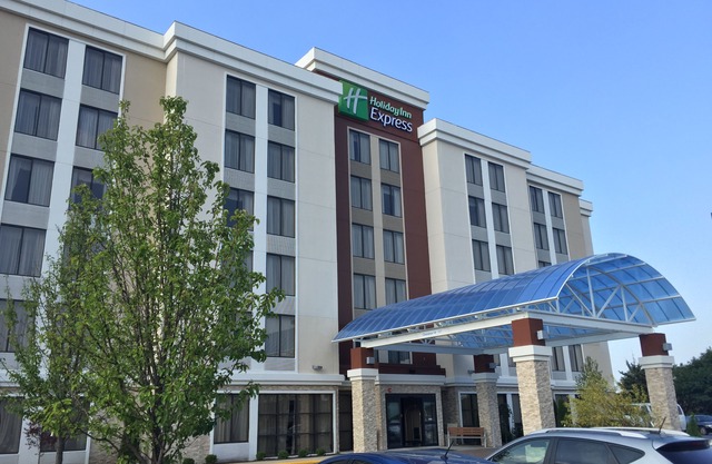 Holiday Inn Express Chicago NW - Arlington Heights, an Ihg Hotel