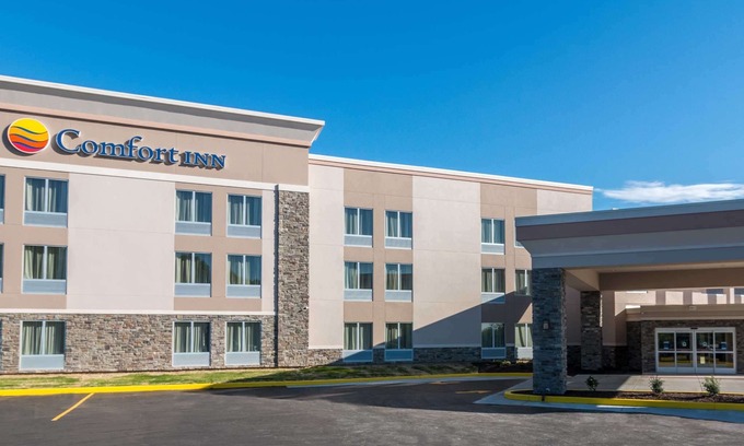 Mitchell Hotel | Comfort Inn Edwardsville - St. Louis