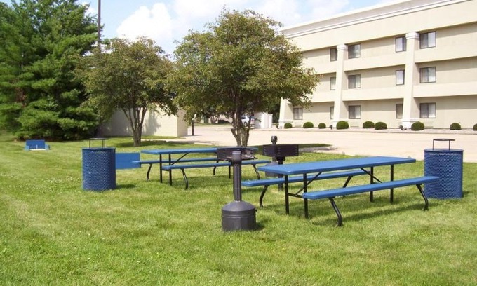 Champaign Hotel | Baymont by Wyndham Champaign